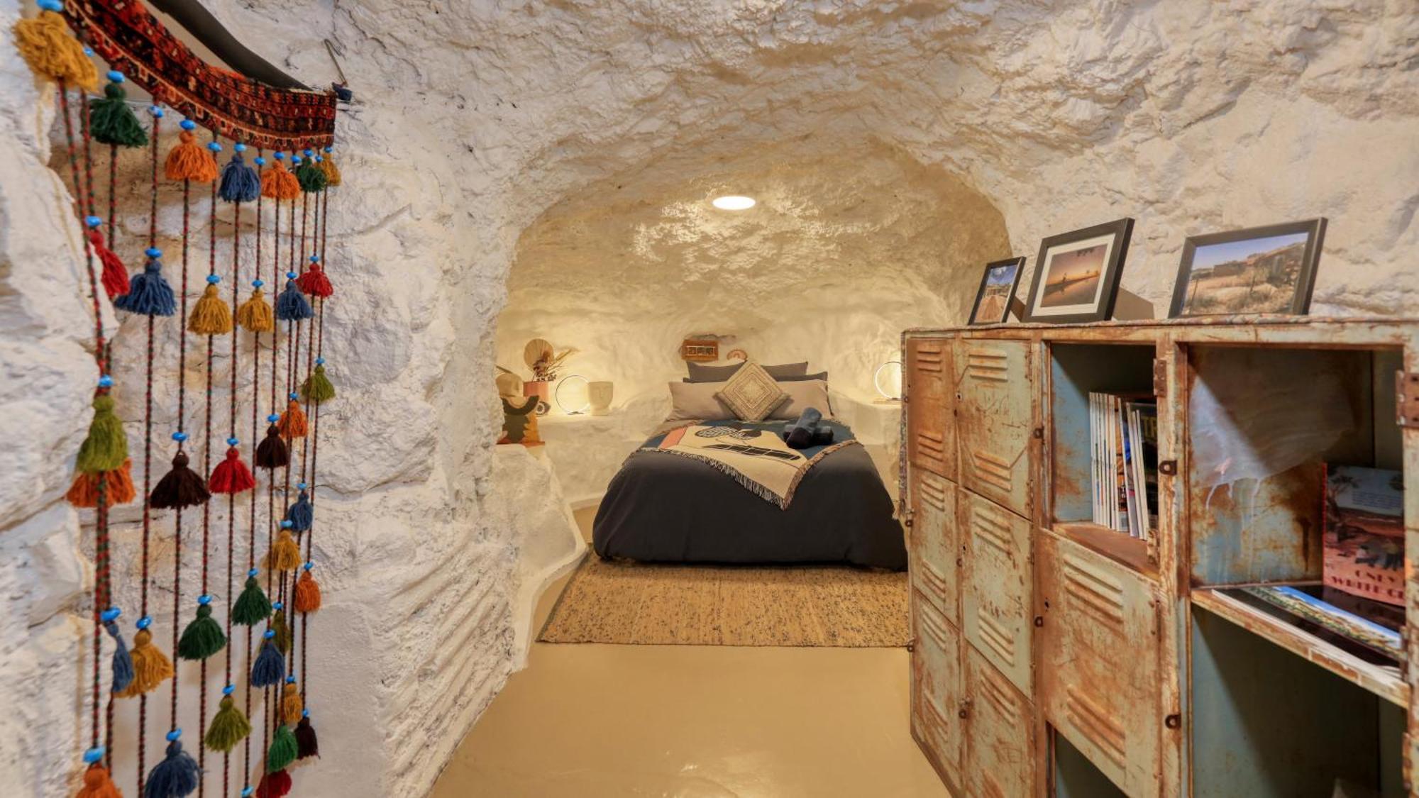 White Cliffs Accommodation -Daybreak Dugout - Unique Cave House Zewnętrze zdjęcie